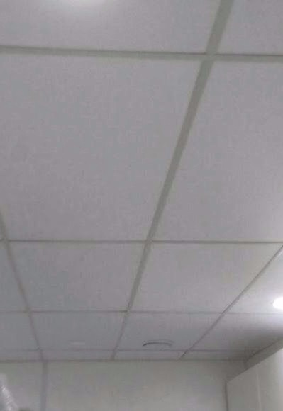 Forro e acabamento de sala de exames